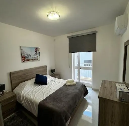 Lejlighed Emerald 2 Bedroom In *